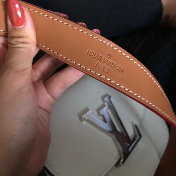 ✨SOLD✨ RARE✨ LOUIS VUITTON Vivienne Box Chain Louise Bag - Picture 6 of 8